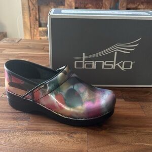 Dansko clogs, professional patent shoes, spray paint style. New. Size 8.5